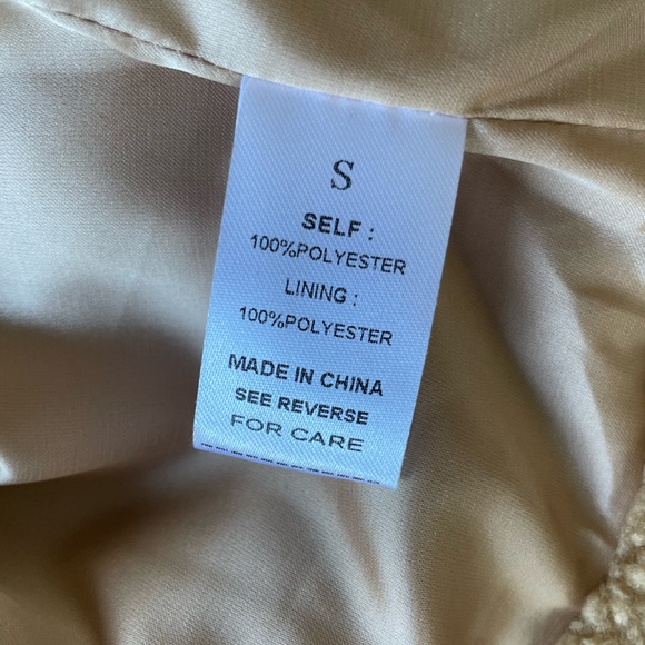 Chic camel vest.  Size small.  100% polyester. - Picture 5 of 7